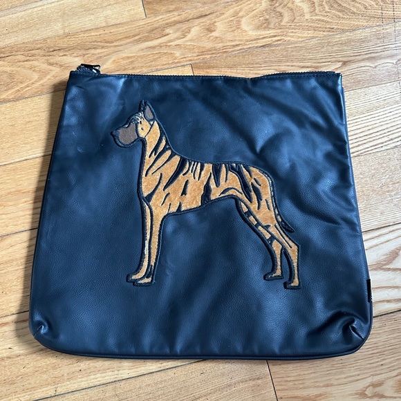 Dimepiece Handbags - Dimepiece LA Pouch